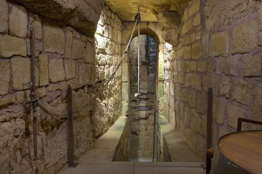 Palacio Tondon, La Rioja Brinas Booking hotels accommodation trip